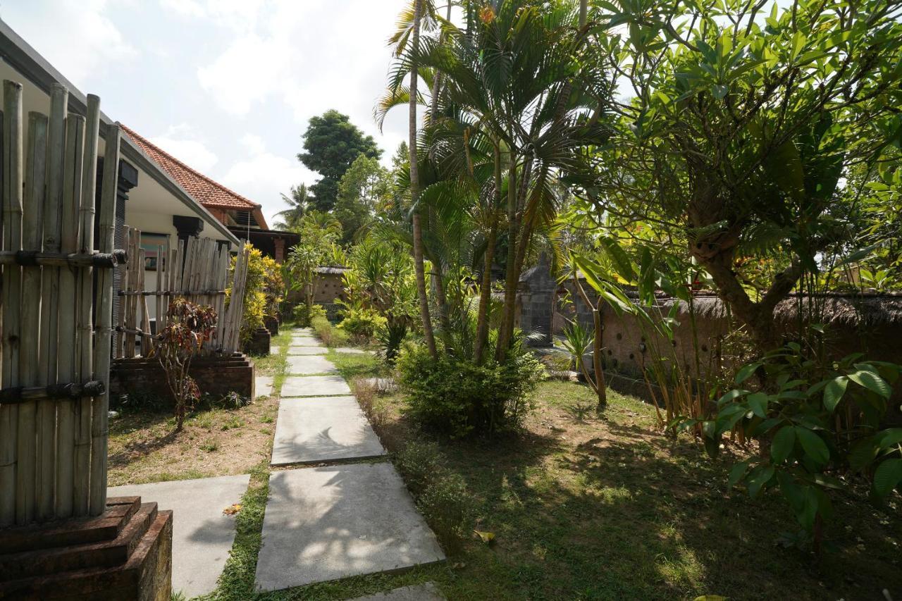 Oyo 1840 Kubu Ubud Hotel Esterno foto
