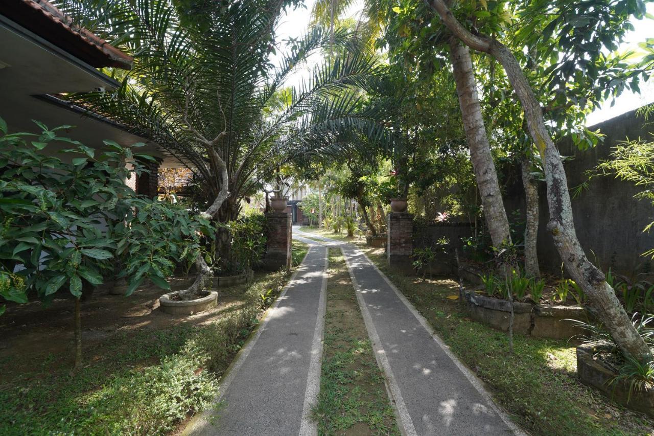 Oyo 1840 Kubu Ubud Hotel Esterno foto