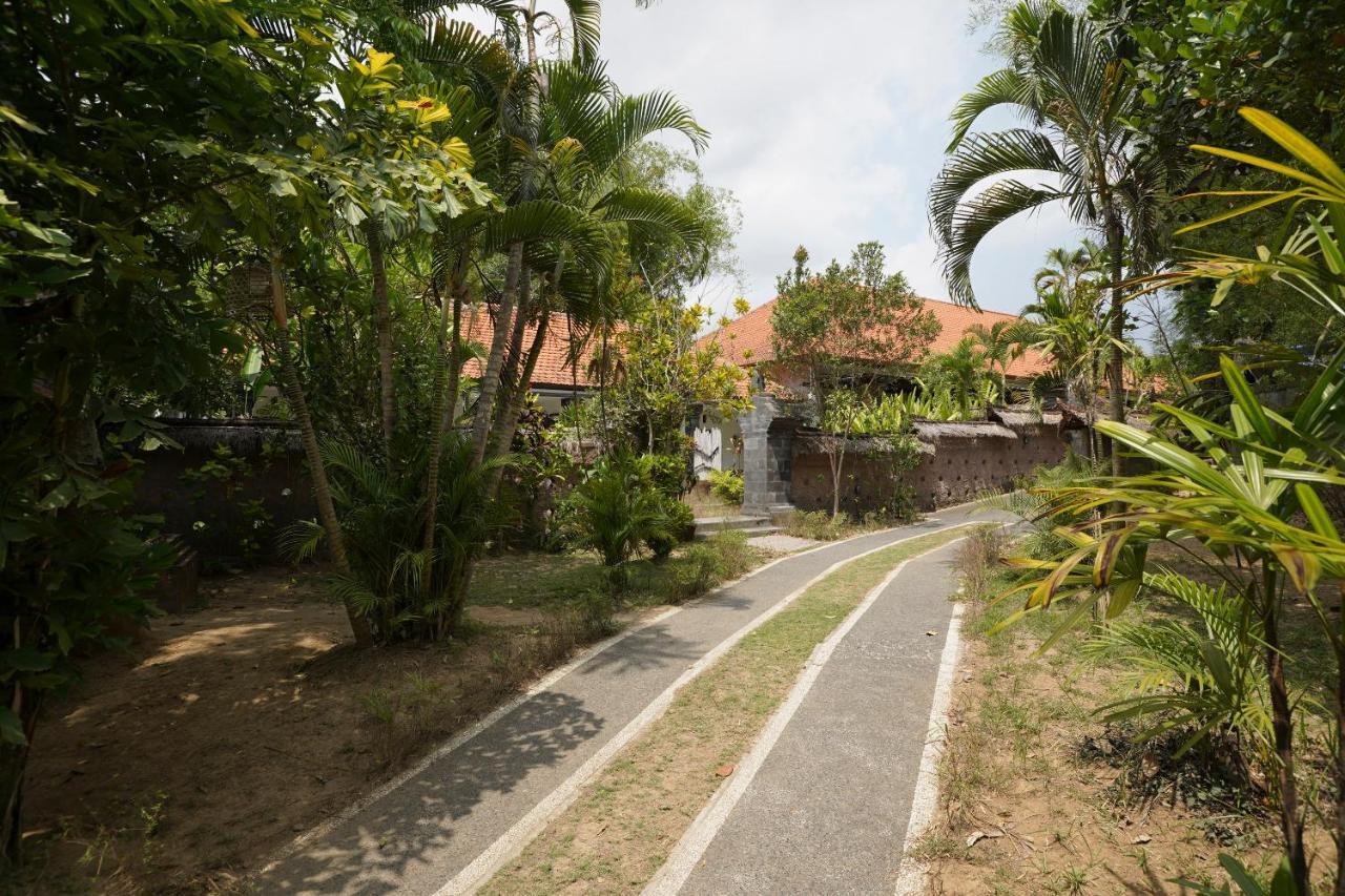 Oyo 1840 Kubu Ubud Hotel Esterno foto