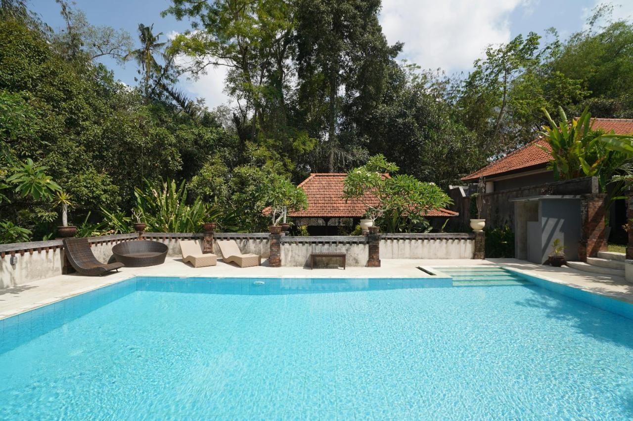 Oyo 1840 Kubu Ubud Hotel Esterno foto
