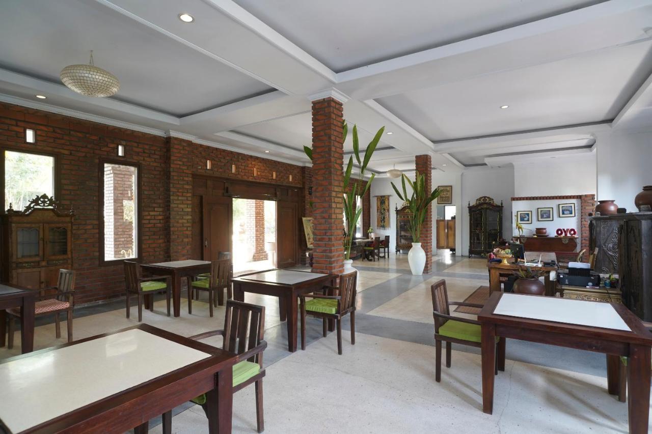 Oyo 1840 Kubu Ubud Hotel Esterno foto